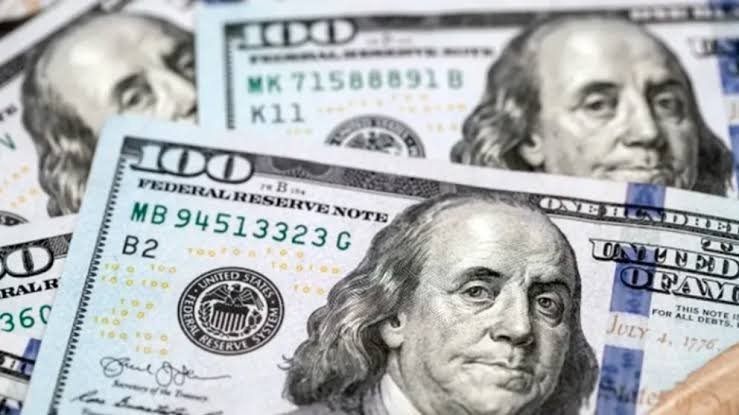 45.000 MILLONES DE DÓLARES: LO QUE LOS ARGENTINOS YA COMPRARON DESDE QUE SE LEVANTÓ EL CEPO