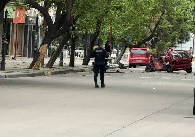 ACCIDENTE VIAL EN EL CENTRO DE MENDOZA: UN JOVEN PERDIÓ LA VIDA Y EL HERMANO DE ALAN VILLOUTA ESTÁ INTERNADO
