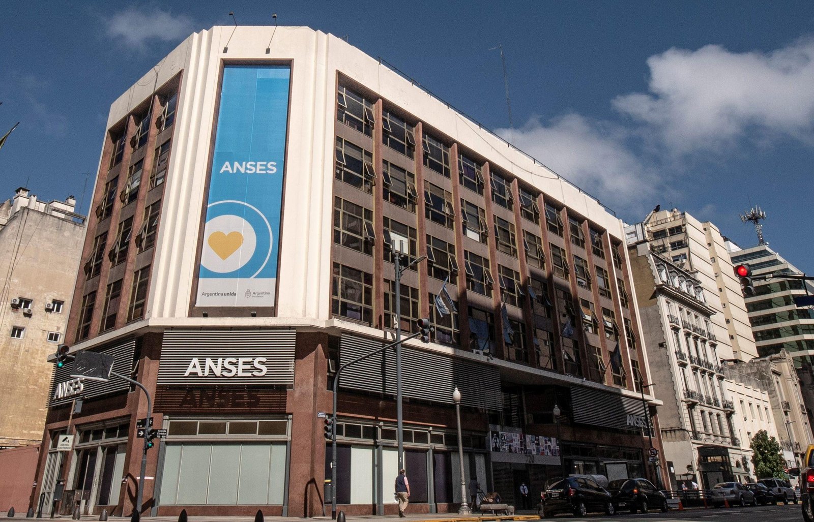 ANSES: EL INGRESO QUE PUEDE DEJAR A TODA UNA FAMILIA SIN COBRAR ASIGNACIONES