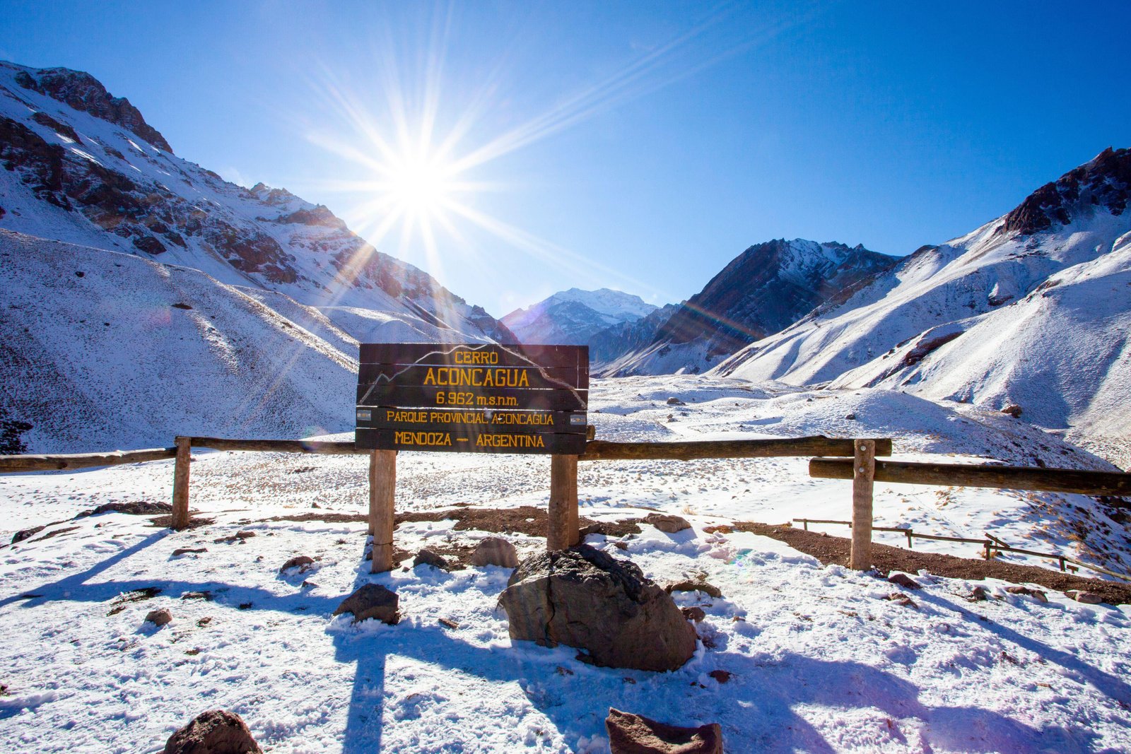 CERRARON EL PARQUE ACONCAGUA POR LAS INTENSAS NEVADAS Y EL INGRESO QUEDÓ SUSPENDIDO HASTA NUEVO AVISO