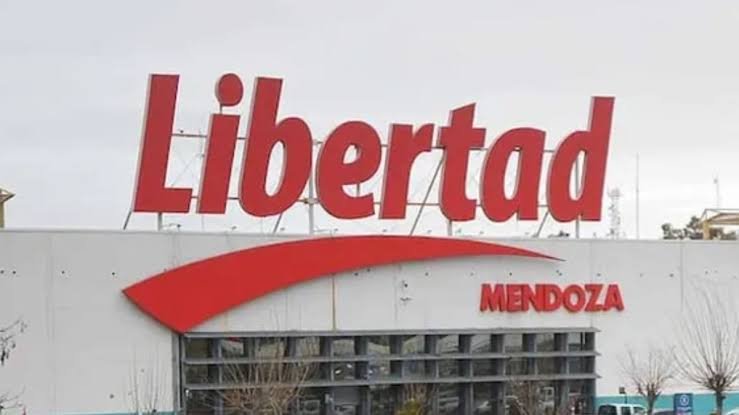 CIERRA EL HIPERMERCADO LIBERTAD EN MENDOZA: CONSECUENCIAS DE UNA ECONOMÍA QUE NO AVANZA