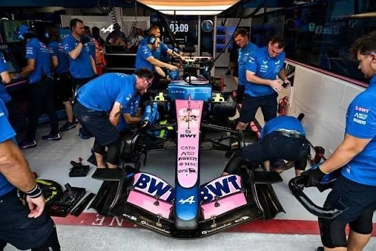 COLAPINTO ROZÓ EL TOP 10 EN LA NOCHE DE SINGAPUR Y LARGA 11° EN LA SPRINT