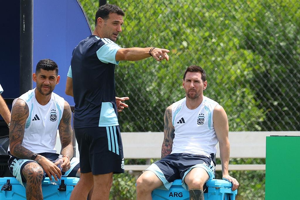 CON MESSI EN LA LISTA: SCALONI CONFIRMÓ LOS CONVOCADOS DE ARGENTINA PARA LOS PRÓXIMOS AMISTOSOS