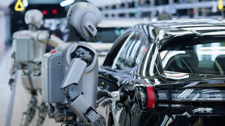 DE FABRICAR AUTOS ELÉCTRICOS A ROBOTS HUMANOIDES: LA ESTRATEGIA CHINA PARA LIDERAR EL MERCADO GLOBAL DE ROBÓTICA