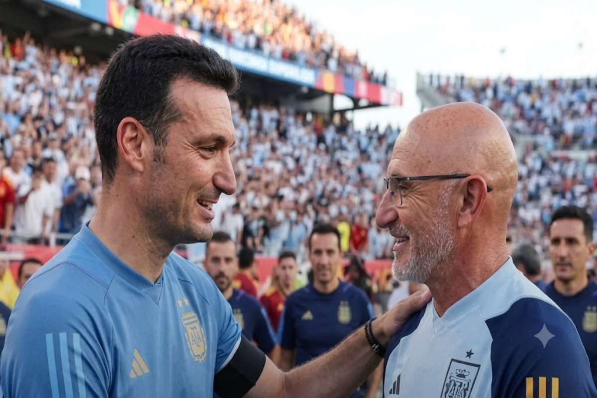 DEL AULA A LA FINAL DEL MUNDO: SCALONI SE REENCUENTRA CON QUIEN FUE SU TUTOR COMO ENTRENADOR