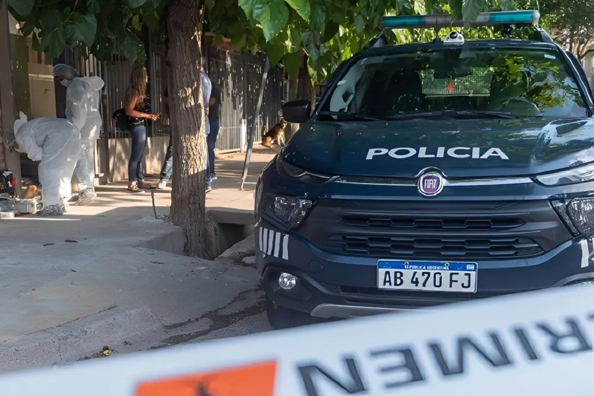 DETUVIERON AL ACUSADO DEL CRIMEN DE MAIPÚ: INVESTIGAN UN FEMICIDIO TRANSVERSAL TRAS EL BRUTAL ATAQUE QUE CONMOCIONÓ A MAIPÚ
