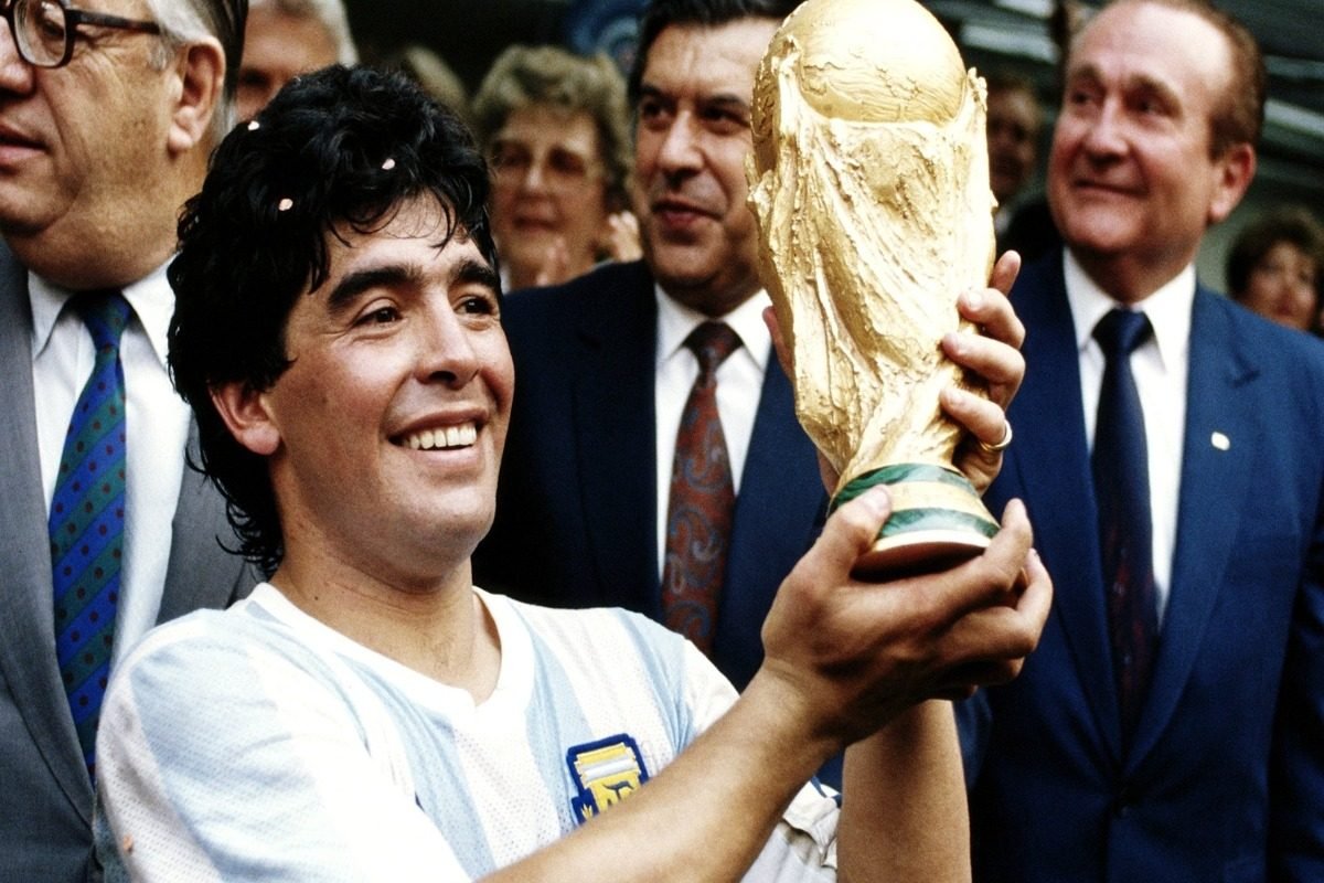 DIEGO MARADONA CUMPLIRÍA 66 AÑOS: EL RECUERDO ETERNO DEL DIEZ Y SUS FRASES QUE MARCARON A GENERACIONES