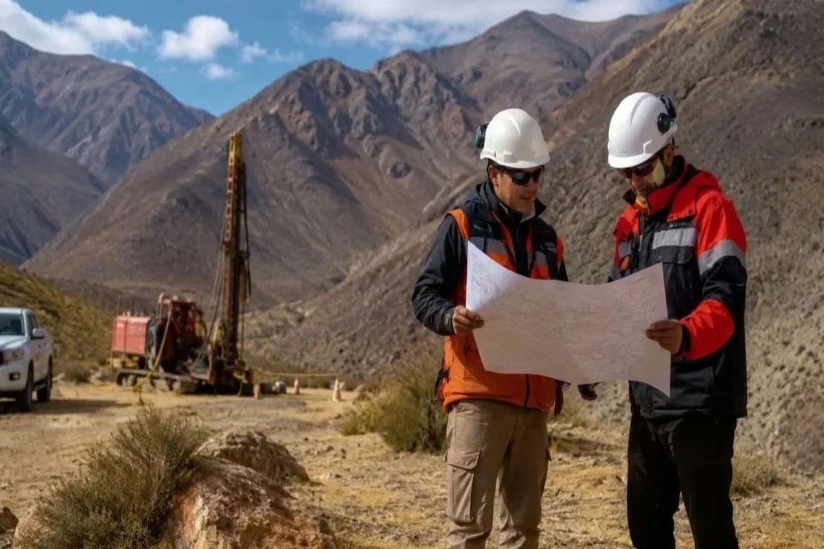 EL FOCO POR EL COBRE EN MALARGÜE SE MUEVE AL SUR: BHP PONE LA MIRA EN EL DESTINO, CERCA DE CHILE