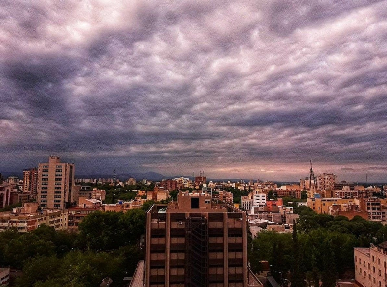 EL FRÍO VOLVIÓ A MENDOZA: RIGE ALERTA POR VIENTOS Y NEVADAS EN DISTINTAS ZONAS DE LA PROVINCIA