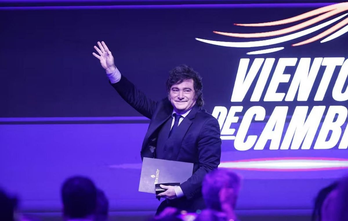 EL MESIANISMO COMO ÚNICA SALIDA: SEGÚN JAVIER MILEI, NO VOTARLO NUEVAMENTE, SERíA UN SUICIDIO