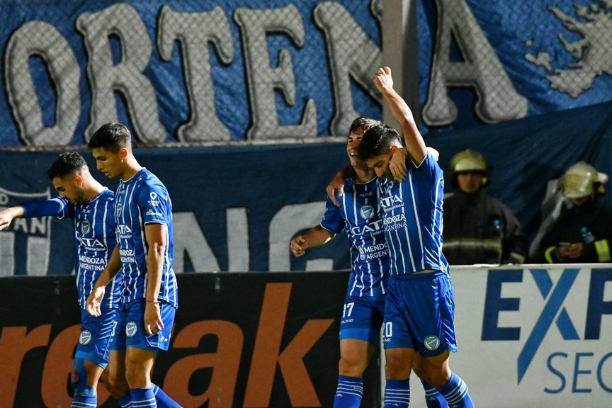 EL TOMBA VUELVE AL RUEDO EN EL ASCENSO Y VIAJA A LOS POLVORINES CON LA MIRA EN SUMAR DE A TRES