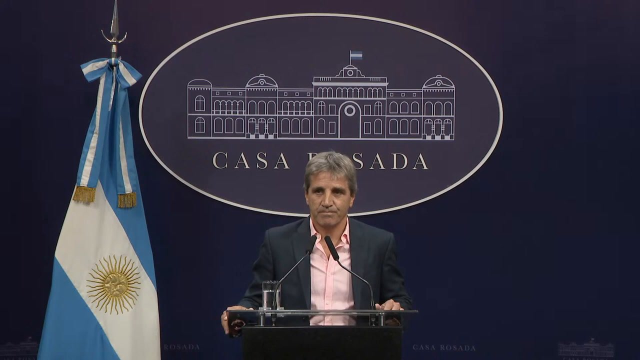 EL TRUCO DE CAPUTO: BAJÓ 20.000 MILLONES DE DEUDA EN LOS PAPELES, PERO EN LA REALIDAD SUBIÓ 113.000 MILLONES