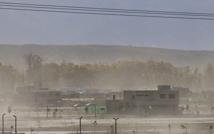EL VIENTO ZONDA ELEVARÁ LA TEMPERATURA Y MENDOZA TENDRÁ UNA JORNADA ATÍPICA ESTE VIERNES