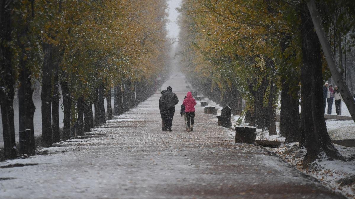 EL ZONDA ANTICIPA UN CAMBIO BRUSCO: MENDOZA SE PREPARA PARA UN FIN DE SEMANA POLAR