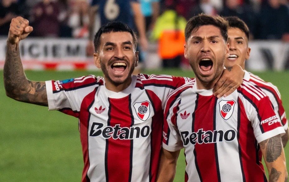 GANÓ RIVER, Y CORTÓ SU PEOR RACHA NEGATIVA EN UN SIGLO. SUPERÓ A ARGENTINOS POR 2 A 0