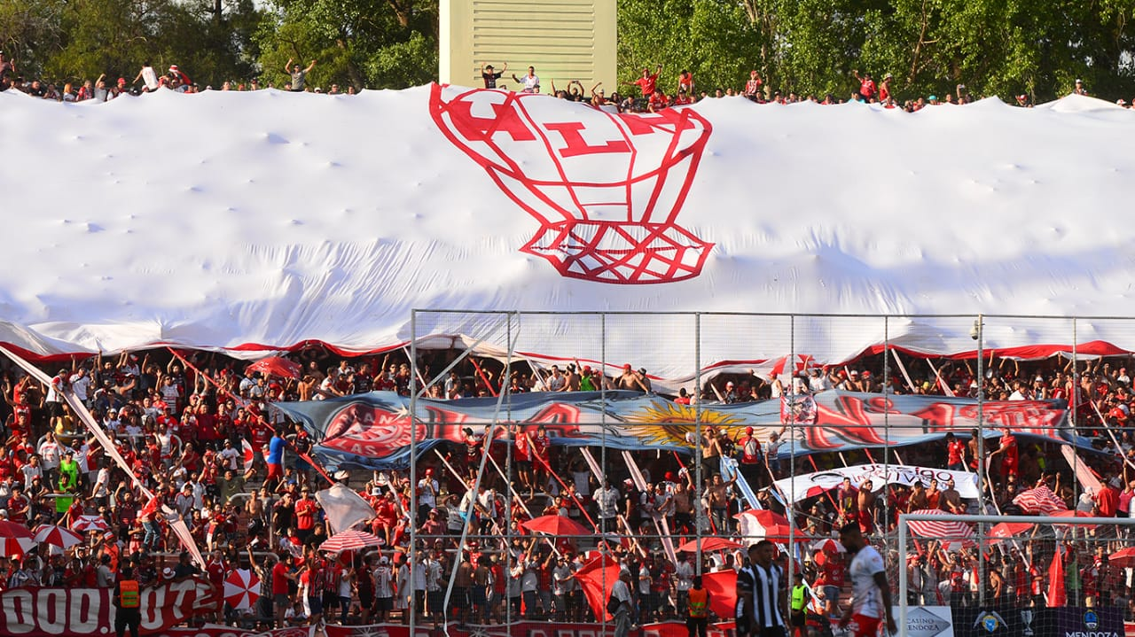 HURACÁN LAS HERAS SALE A LA CANCHA EN UN DUELO CLAVE POR EL FEDERAL A: TODO LO QUE TENÉS QUE SABER DEL PARTIDO DE HOY