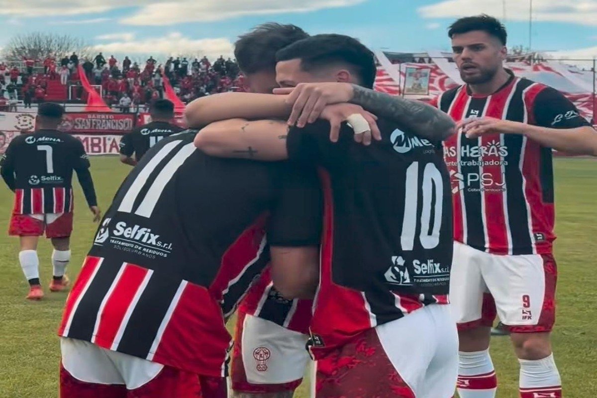 HURACÁN LAS HERAS VOLVIÓ AL TRIUNFO Y VENCIÓ 1 A 0 A JUVENTUD ANTONIANA