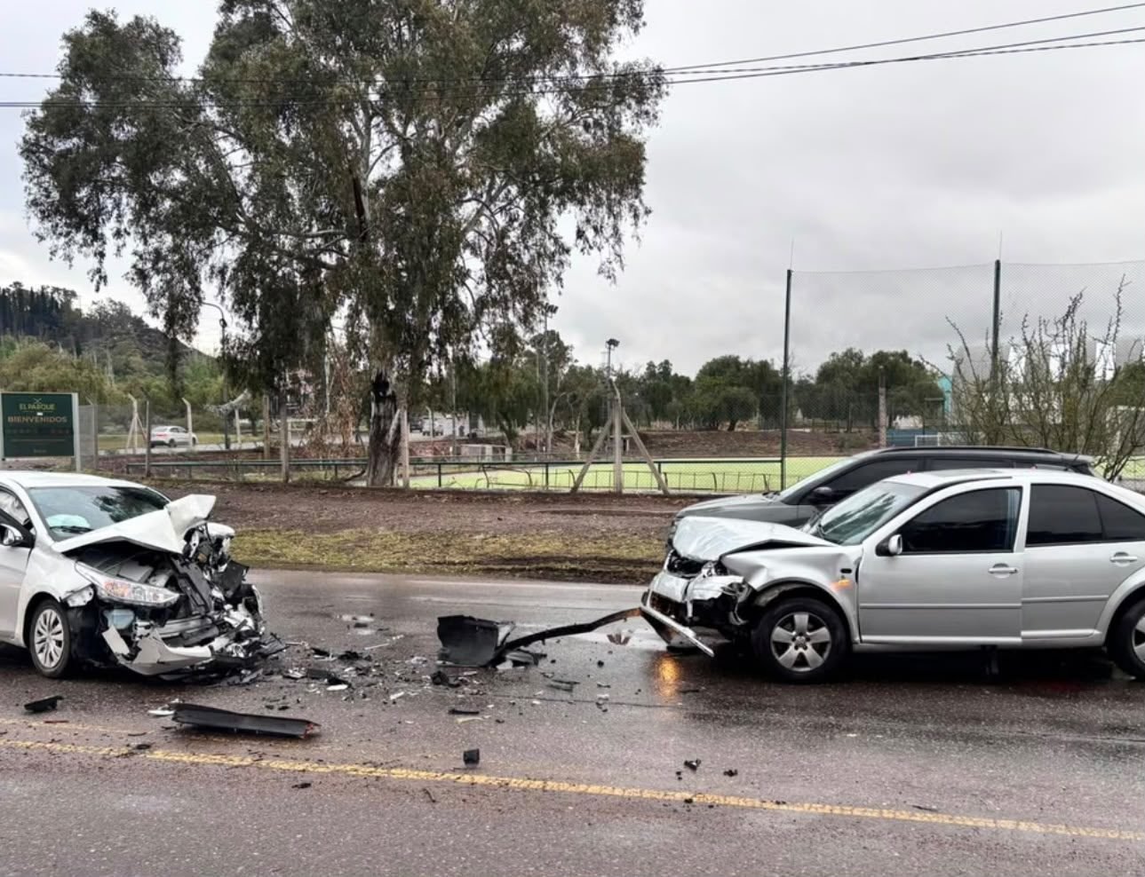 IBA A BUSCAR A SU HIJA A UNA FIESTA DE EGRESADOS Y UN CONDUCTOR CON 2,58 DE ALCOHOL LO CHOCÓ DE FRENTE