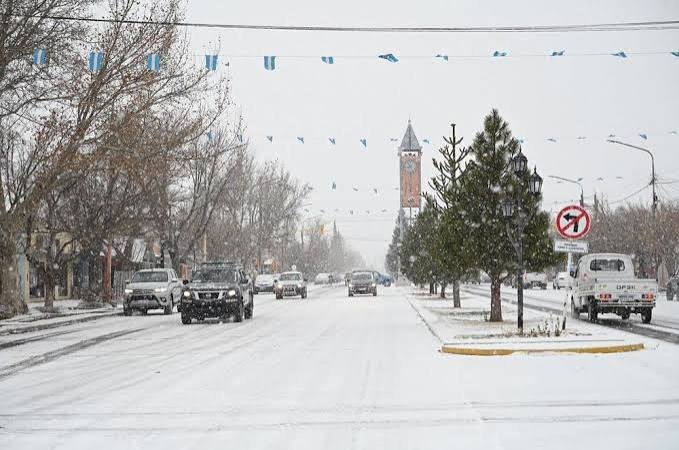 IRRUPCIÓN POLAR EN ARGENTINA: PRONOSTICAN HASTA 10 GRADOS BAJO CERO EN CUYO Y HELADAS GENERALIZADAS EN TODO EL PAÍS
