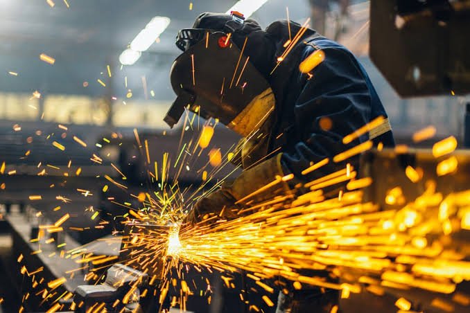LA INDUSTRIA METALÚRGICA CAYÓ 4,4% EN JULIO Y MENDOZA NO ESCAPA A LA RECESIÓN