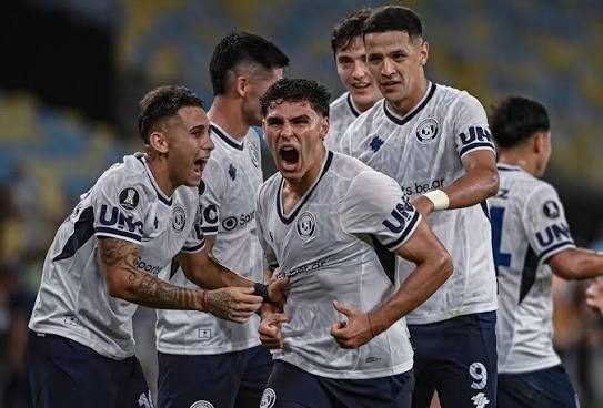 LA LEPRA QUIERE VOLVER A SONREÍR EN EL PARQUE: INDEPENDIENTE RIVADAVIA RECIBE A UN TIGRE EN CRISIS Y SIGUE EN LA PELEA POR LA TABLA ANUAL