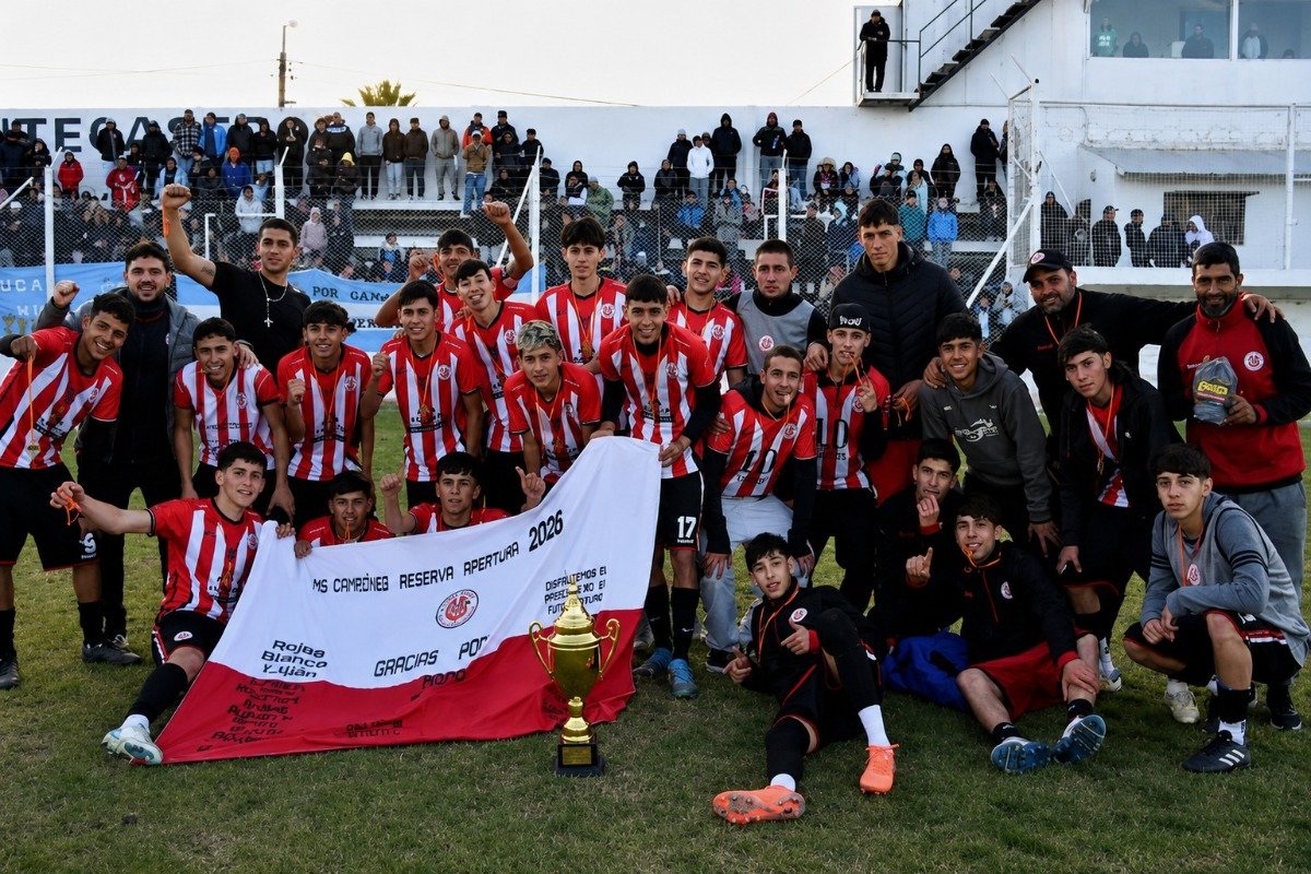 LA LIBERTAD GRITÓ CAMPEÓN EN RESERVA: VENCIÓ 1-0 A ARENAS RAFFO CON GOL DE JAIME