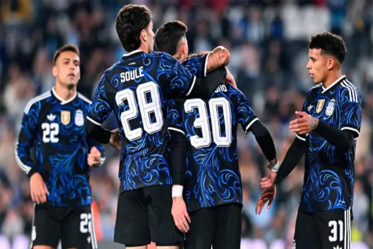 LA SELECCIÓN ARGENTINA CONFIRMÓ LAS SEDES DE SUS AMISTOSOS DE NOVIEMBRE: URUGUAY EN LA BOMBONERA Y COSTA RICA EN CÓRDOBA