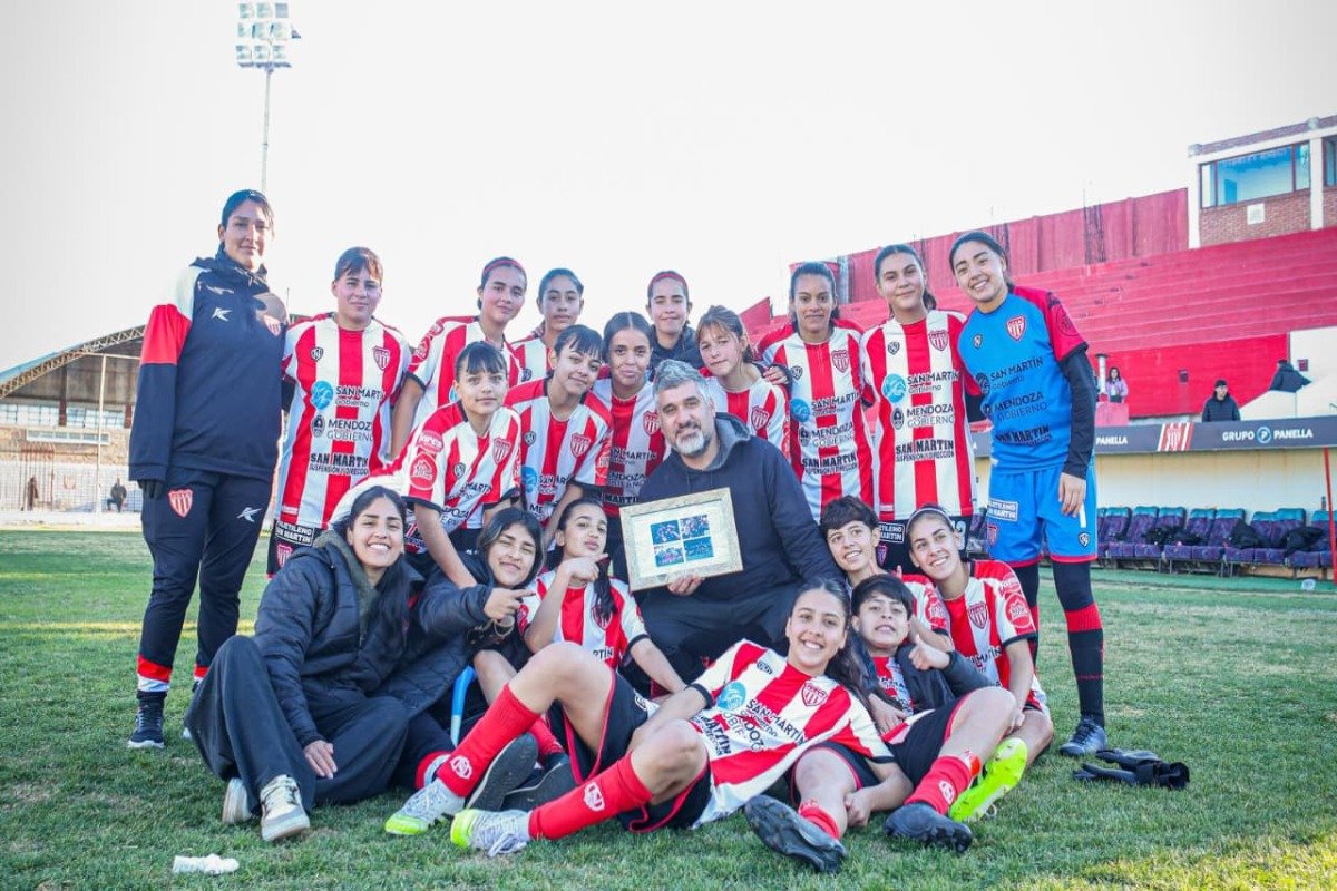 LAS LEONAS DE SAN MARTÍN AVANZARON A LA FINAL Y VAN POR UN LUGAR EN LA COPA DE ORO DEL CLAUSURA