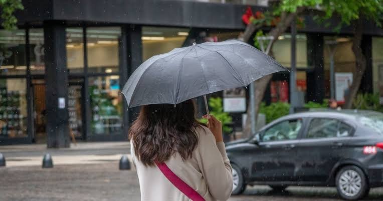 MENDOZA BAJO ALERTA POR LLUVIAS, NEVADAS Y FRÍO TRAS EL ZONDA. DOS MUNICIPIOS DEL ESTE AFECTADOS