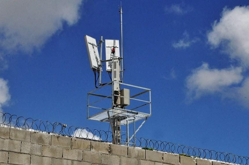 MENDOZA DESTINARÁ $3.754 MILLONES A BLOQUEAR CELULARES Y FRENAR DRONES EN LAS CÁRCELES