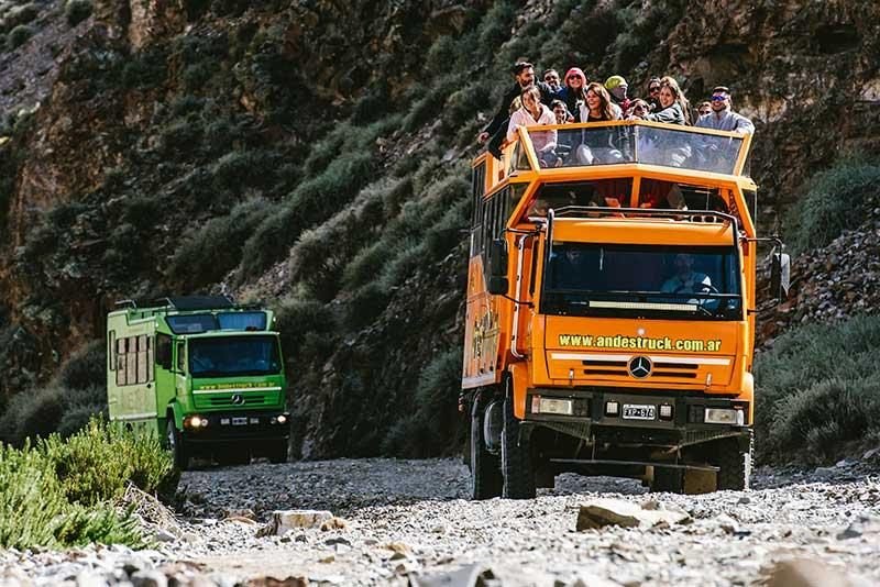 MENDOZA PUSO UN LÍMITE DE 20 AÑOS A LOS VEHÍCULOS DE APOYO DEL TURISMO AVENTURA