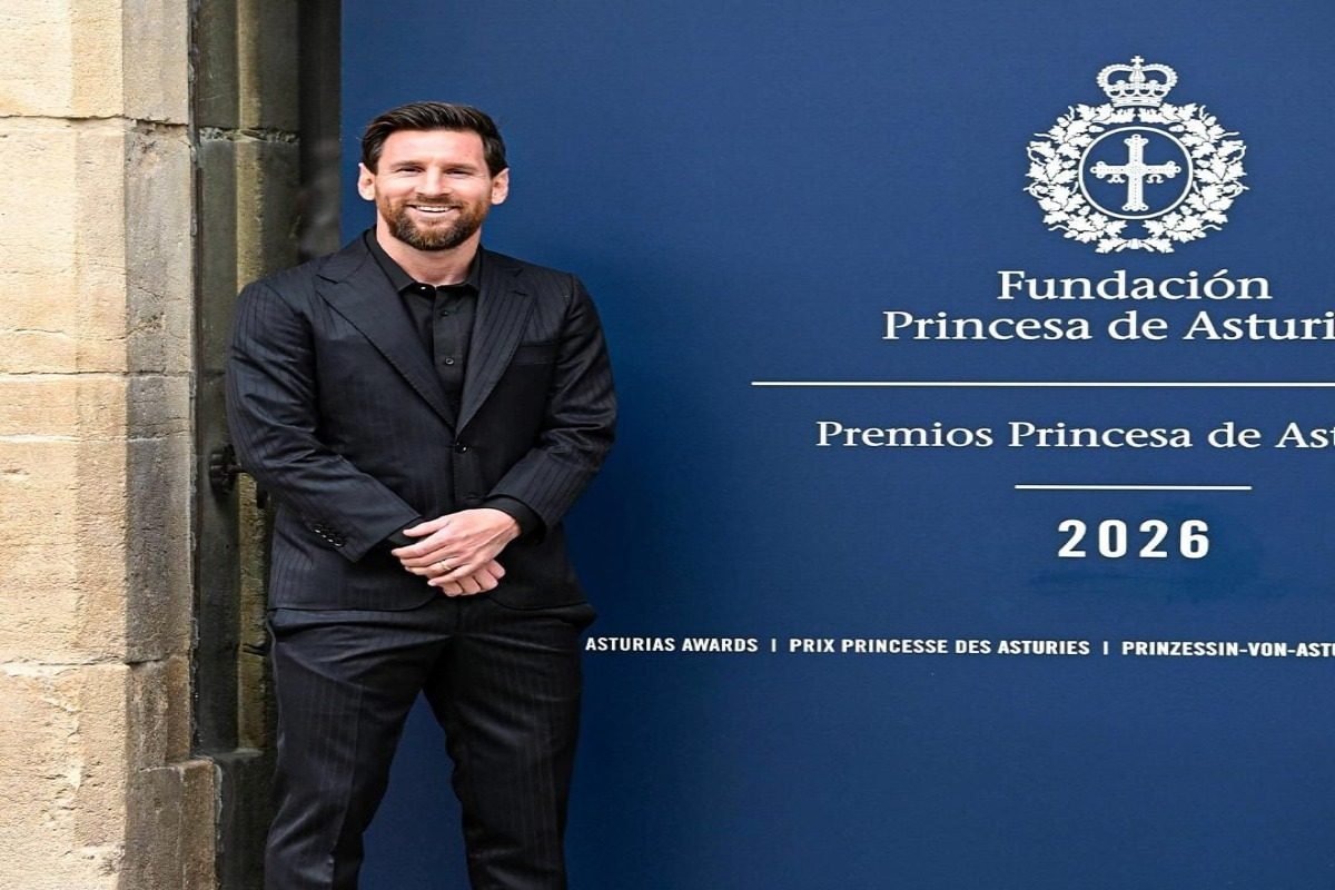 MESSI REVOLUCIONÓ OVIEDO ANTES DE RECIBIR EL PREMIO PRINCESA DE ASTURIAS Y RECORDÓ CON EMOCIÓN A SU PAPÁ