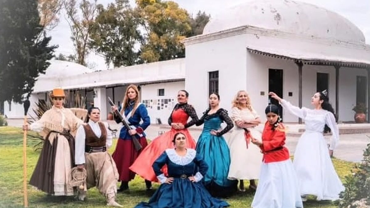 "MUJERES DEL BICENTENARIO… ¡A LA CARGA!": UNA OBRA MUSICAL RESCATA A NUEVE HEROÍNAS DE LA INDEPENDENCIA