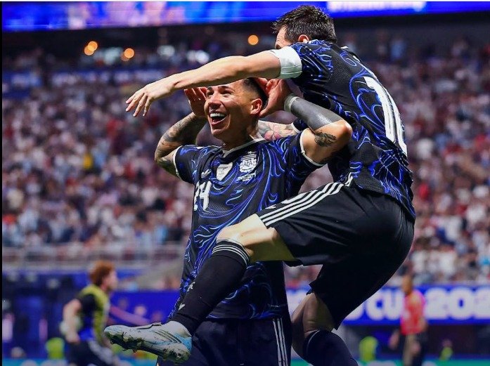 POR MALVINAS, POR EL DIEGO, POR LA ÚLTIMA DE LEO... ARGENTINA QUIERO VERTE BICAMPEÓN
