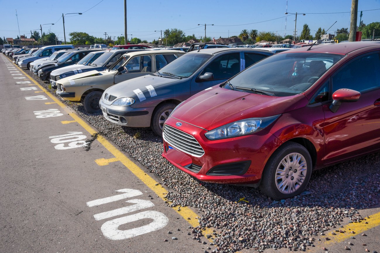 REMATE DE AUTOS, MOTOS Y CAMIONETAS EN MENDOZA: QUÉ VEHÍCULOS SE SUBASTAN Y CÓMO PARTICIPAR