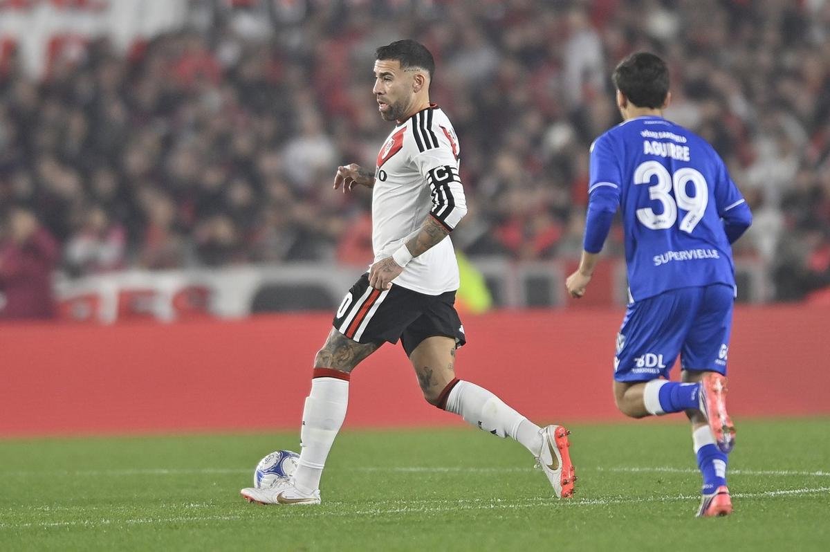 RIVER LO DEJÓ ESCAPAR: VÉLEZ LE EMPATÓ 2-2 EN EL MONUMENTAL SOBRE EL FINAL. MIRÁ LOS GOLES
