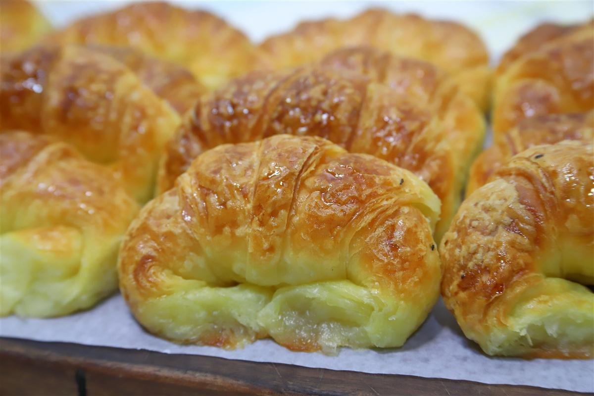 ¡SALEN BUENÍSIMAS! CÓMO HACER MEDIALUNAS DE MANTECA CASERAS CON UNA RECETA FÁCIL Y DELICIOSA