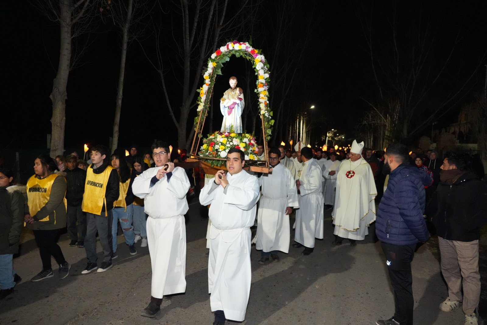 SAN CAYETANO 2026: MISAS, PROCESIONES Y CORTES DE TRÁNSITO EN GODOY CRUZ Y JUNÍN PARA PEDIRLE AL SANTO DEL TRABAJO