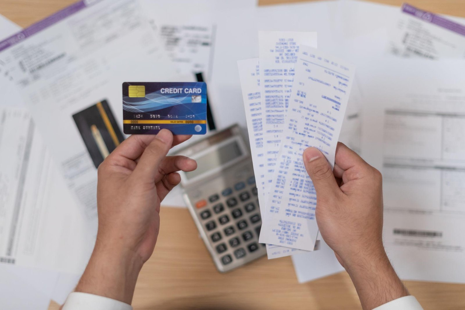 ¿TE PUEDEN EMBARGAR EL SUELDO POR UNA DEUDA DE TARJETA O BILLETERAS VIRTUALES? QUÉ DICE LA LEY