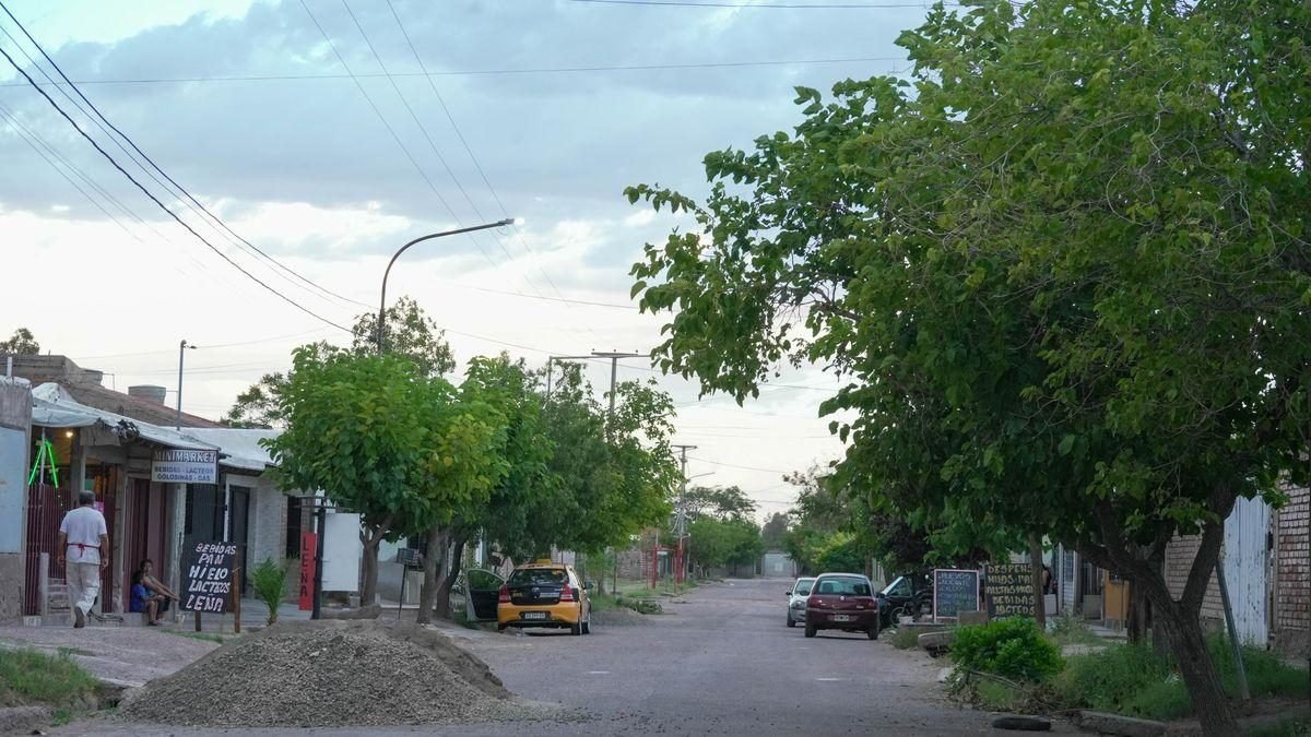 UN POLICÍA QUE TRABAJABA COMO CHOFER DE UNA APP FUE ASALTADO Y BALEÓ A UNO DE LOS SOSPECHOSOS EN LAS HERAS