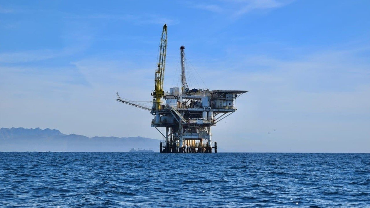UNA PETROLERA SANCIONADA POR MALVINAS HABRÍA RECIBIDO BENEFICIOS DEL RIGI: LA DENUNCIA QUE COMPLICA EL DISCURSO OFICIAL