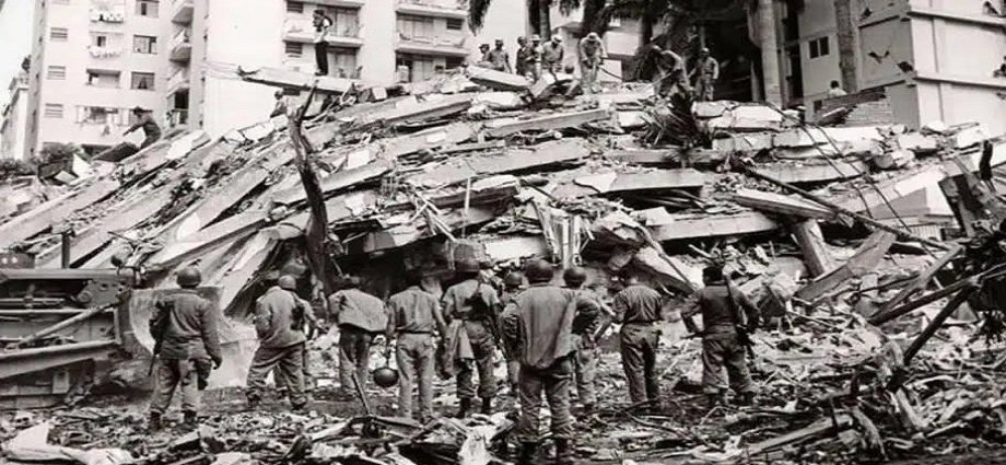 VENEZUELA BAJO LOS ESCOMBROS: UN "DOBLE" SISMO HISTÓRICO DEJA AL MENOS 188 MUERTOS Y MÁS DE 1.500 HERIDOS
