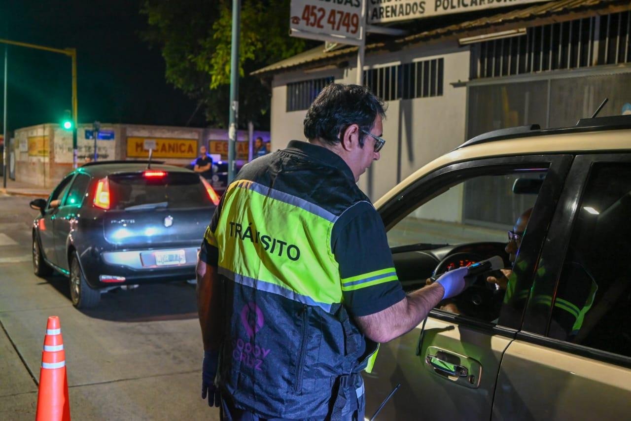 VOLCÓ EN GUAYMALLÉN, ESTABA ALCOHOLIZADO Y TENÍA MÁS DE CUATRO VECES EL LÍMITE PERMITIDO